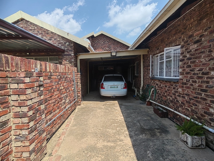3 Bedroom Property for Sale in Parys Free State